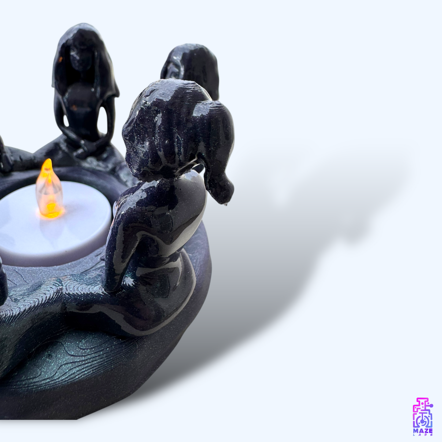 FLAME SISTERS | Tealight holder (with candle) (M)